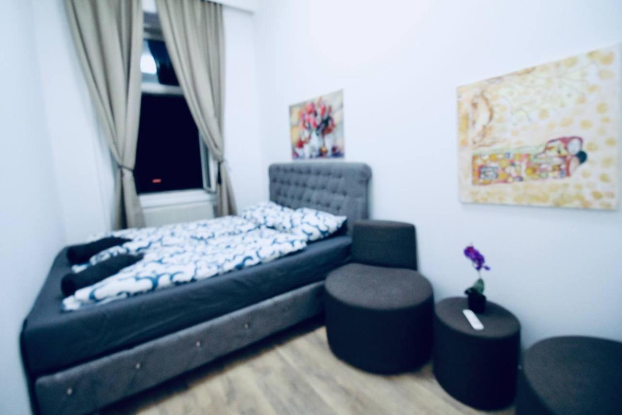 Modern Double Room Js A ウィーン エクステリア 写真