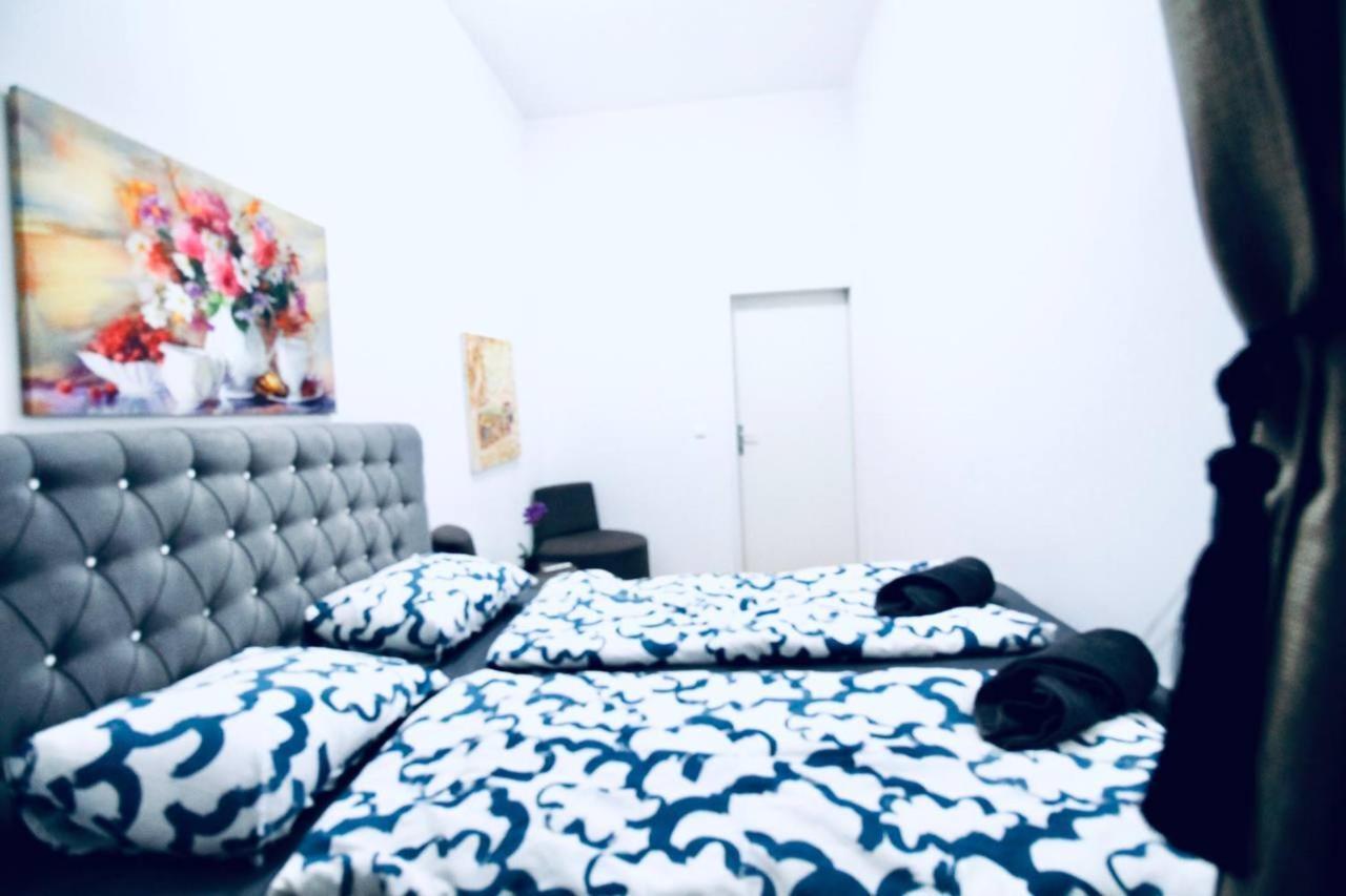 Modern Double Room Js A ウィーン エクステリア 写真
